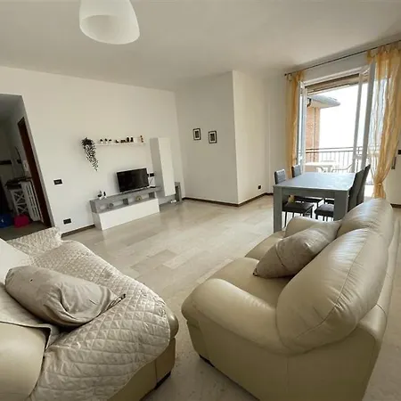 Iseolakerental - Casa Pluto Apartment *